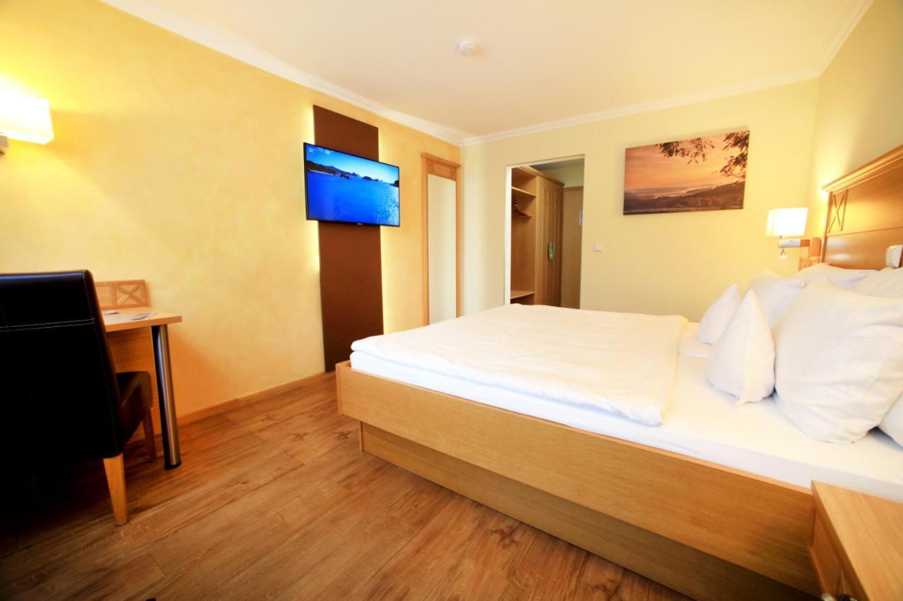 Landidyll Hotel Restaurant Birkenhof 클로스터컴드 외부 사진