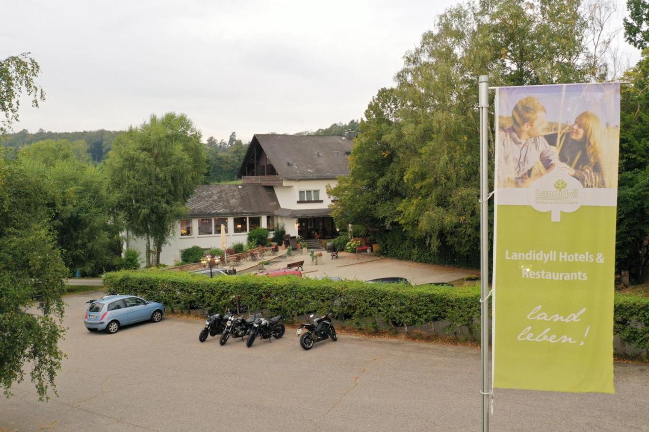 Landidyll Hotel Restaurant Birkenhof 클로스터컴드 외부 사진