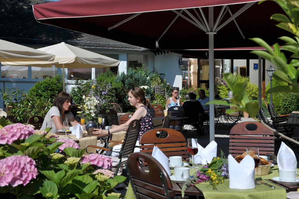 Landidyll Hotel Restaurant Birkenhof 클로스터컴드 외부 사진