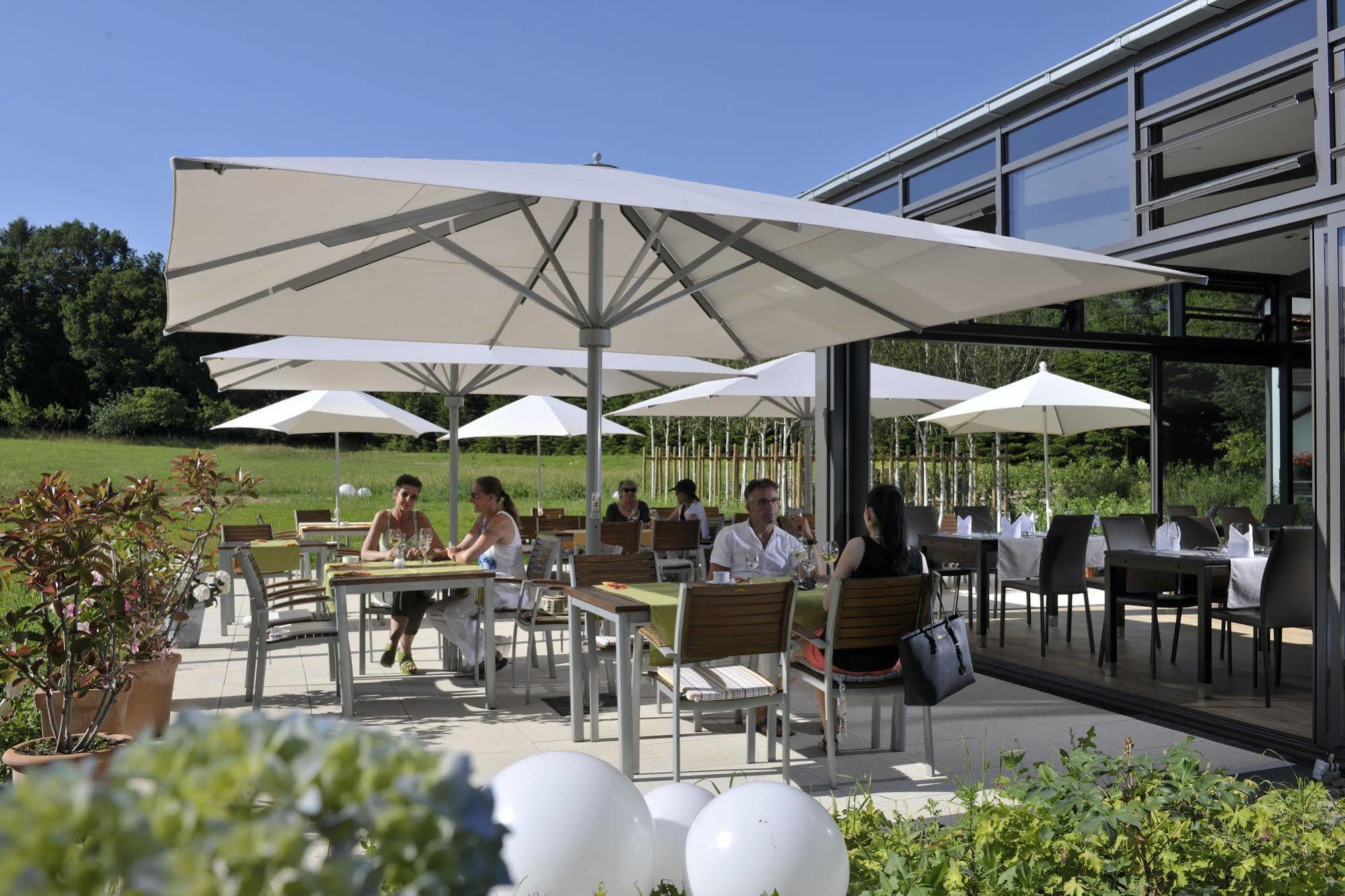 Landidyll Hotel Restaurant Birkenhof 클로스터컴드 외부 사진